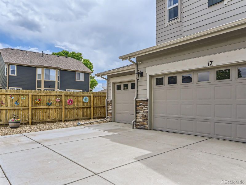 17 Pioneer Pl, Brighton, CO 80601