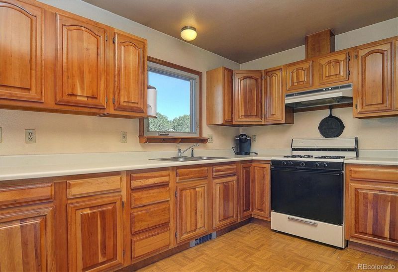 1101 County Road 319, Westcliffe, CO 81252