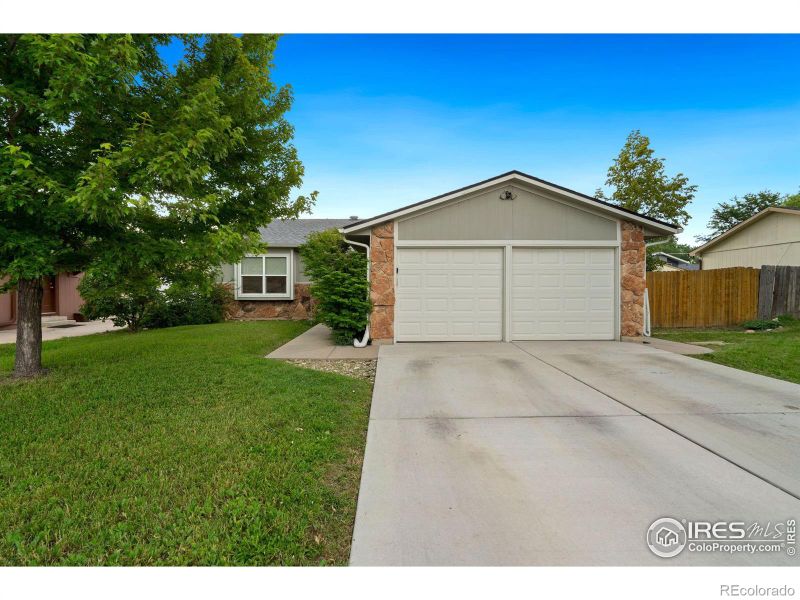 918 Kimball Rd, Fort Collins, CO 80521