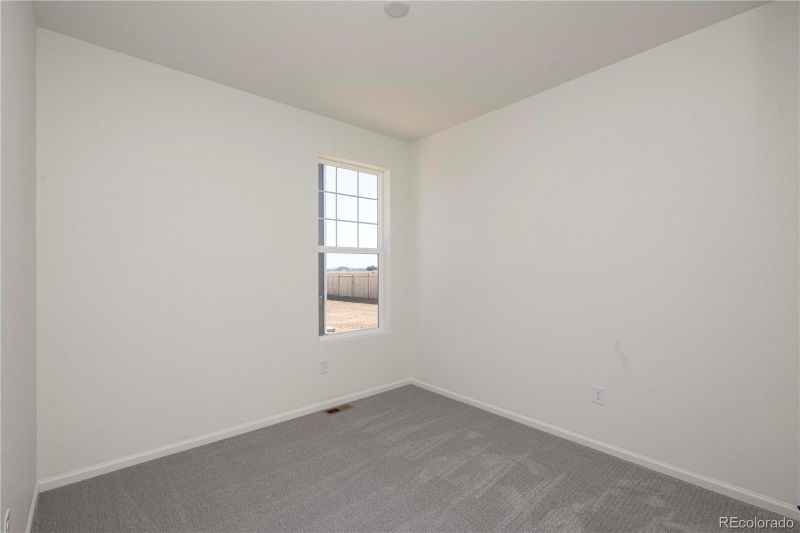 5820 E 153rd Pl, Thornton, CO 80602
