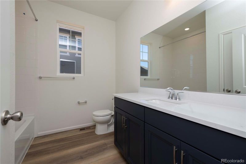 5820 E 153rd Pl, Thornton, CO 80602