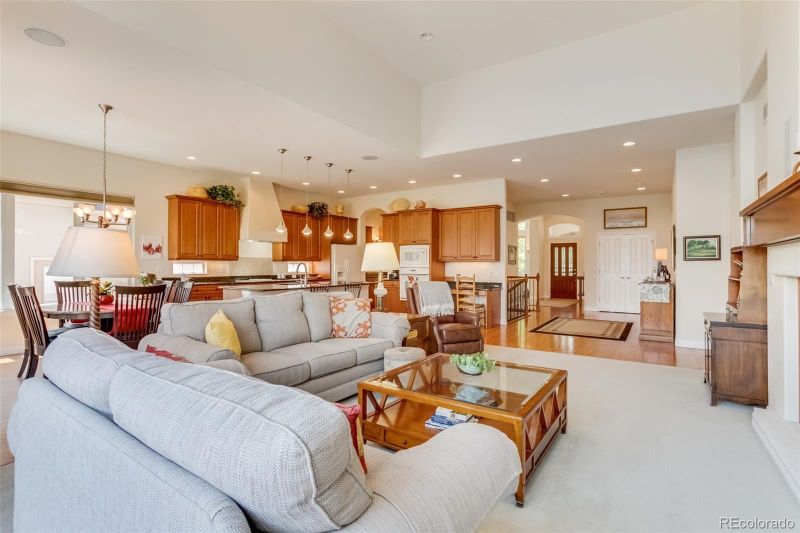 6588 S Blackhawk Way, Aurora, CO 80016