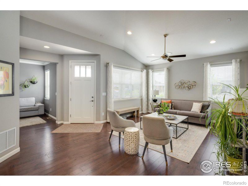 303 Flagstaff Dr, Lafayette, CO 80026