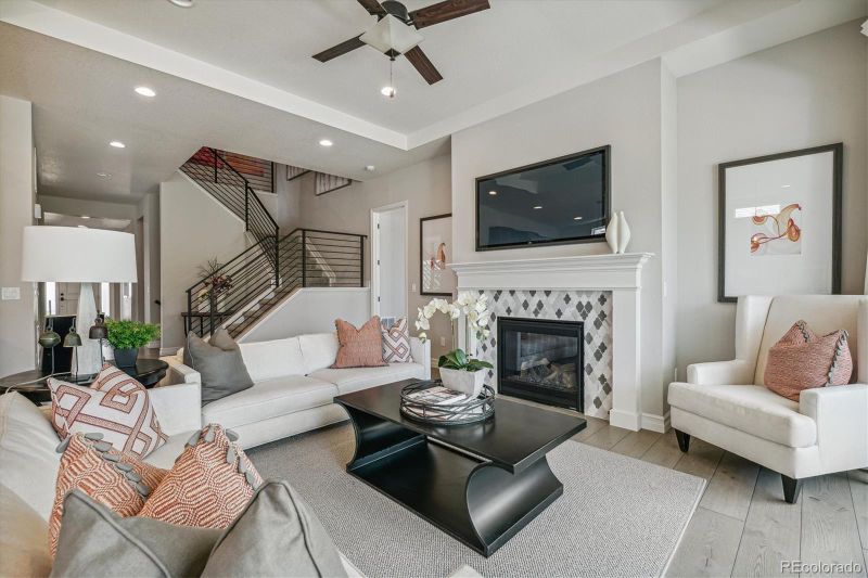 8060 Yampa River Ave, Littleton, CO 80125
