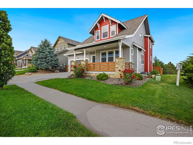 708 Campfire Dr, Fort Collins, CO 80524