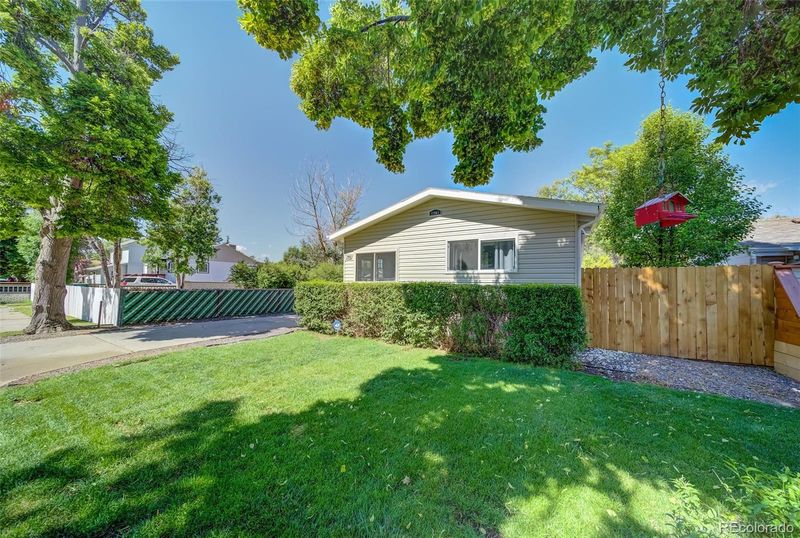 1751 Florence St, Aurora, CO 80010