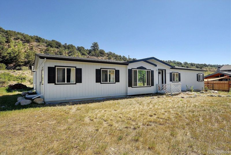 17347 County Road 220, Salida, CO 81201