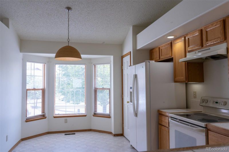 6672 Sleeping Giant Dr, Colorado Springs, CO 80923