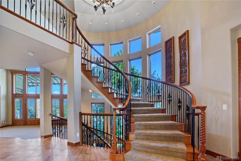2053 S Robb Way, Lakewood, CO 80227