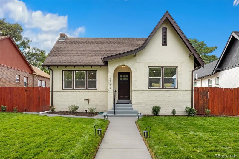 2685 Fairfax St, Denver, CO 80207