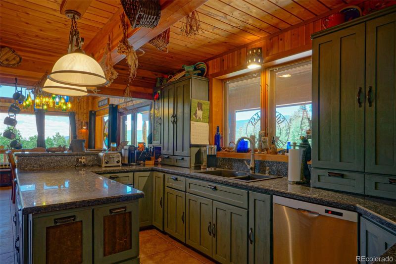 22222 Tolhill Ln, Weston, CO 81091
