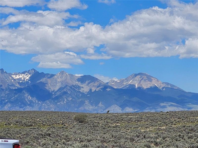 000 10th St, Blanca, CO 81123