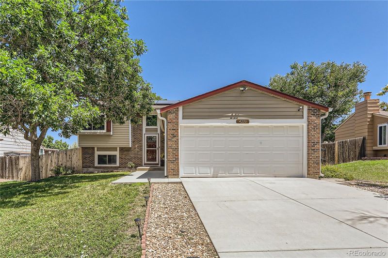 4270 S Argonne St, Aurora, CO 80013