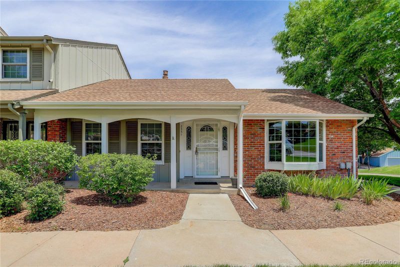 2551 E Geddes Pl, Centennial, CO 80122