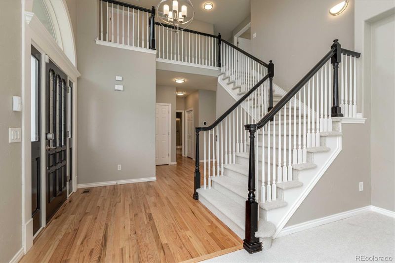 14925 E Lake Pl, Centennial, CO 80016