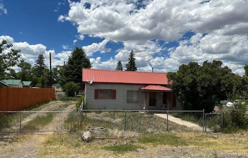435 Oak St, Del Norte, CO 81132