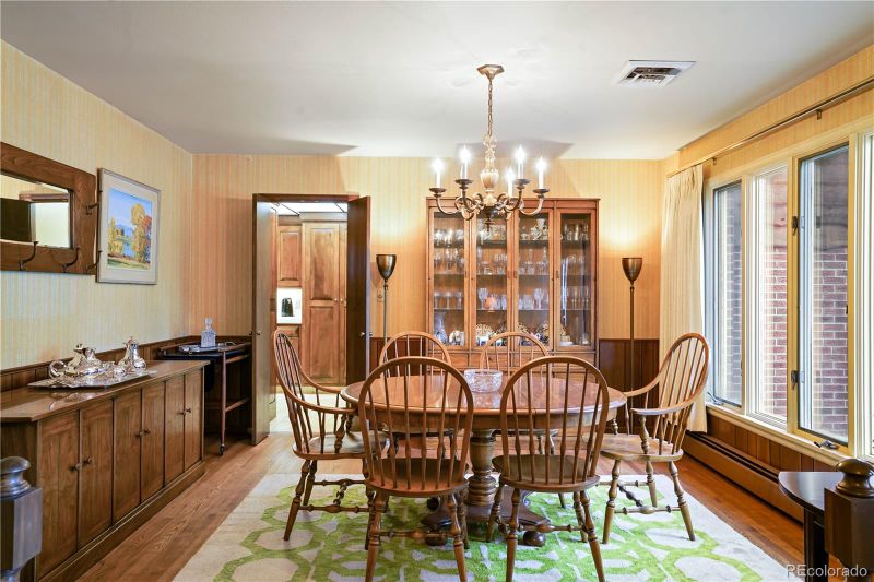 1125 Zinnia St, Golden, CO 80401