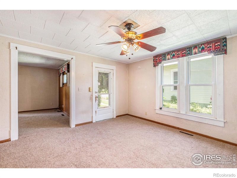 510 W 5th St, Loveland, CO 80537