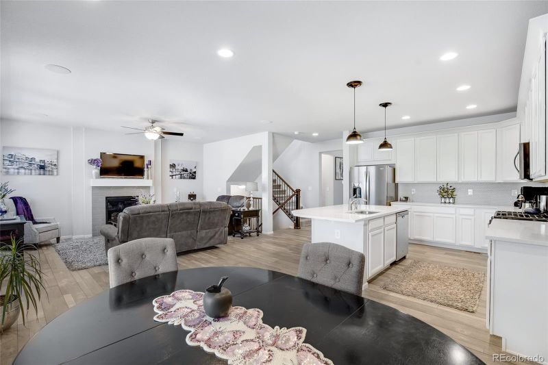 27215 E Ottawa Dr, Aurora, CO 80016