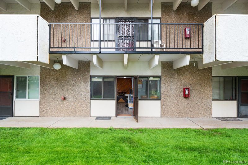 384 S Ironton St #110, Aurora, CO 80012
