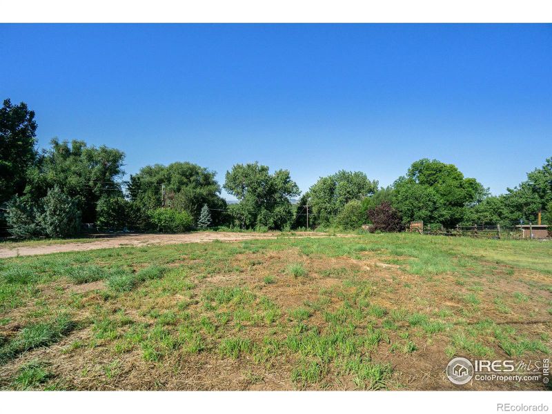 1001 S Summit View Dr, Fort Collins, CO 80524