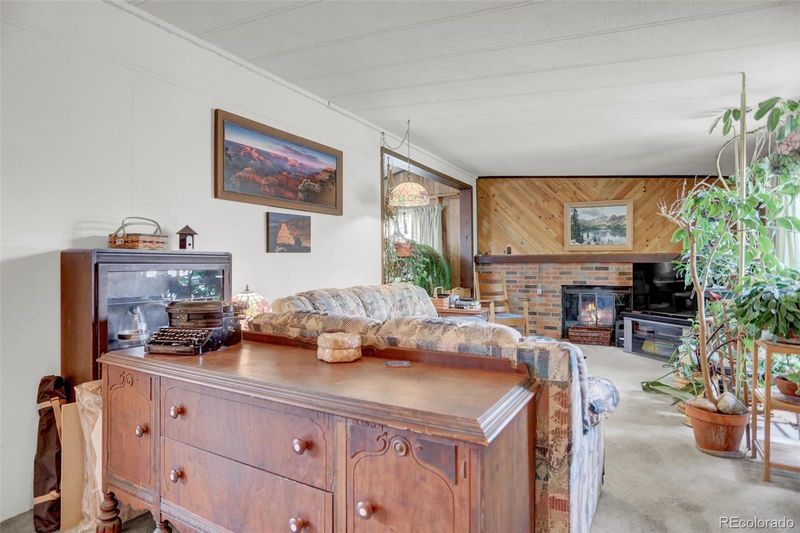 907 Kinsey Ave, Kremmling, CO 80459