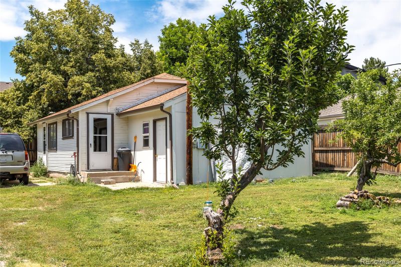 1645 Taft St, Lakewood, CO 80215