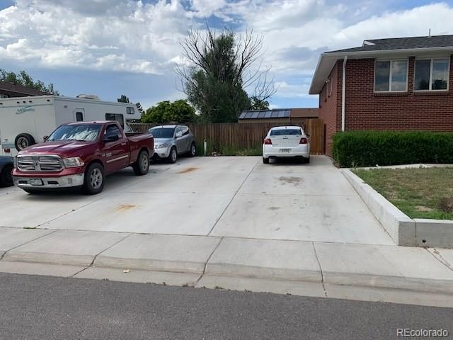 101 Kahil Pl, Fort Lupton, CO 80621