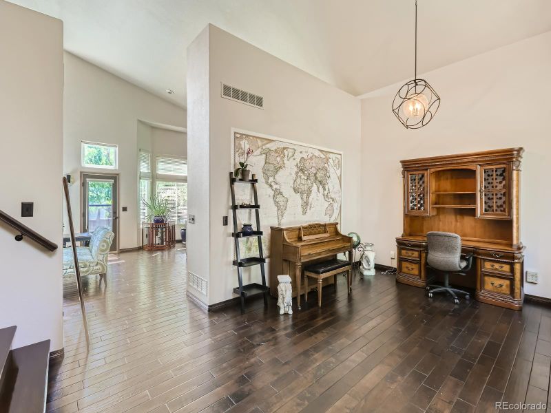 2809 Stonehaven Dr, Fort Collins, CO 80525