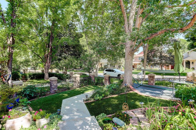 455 Jackson St, Denver, CO 80206