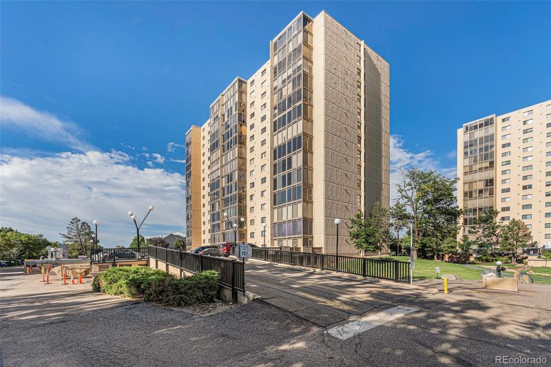 7865 E Mississippi Ave #806, Denver, CO 80247
