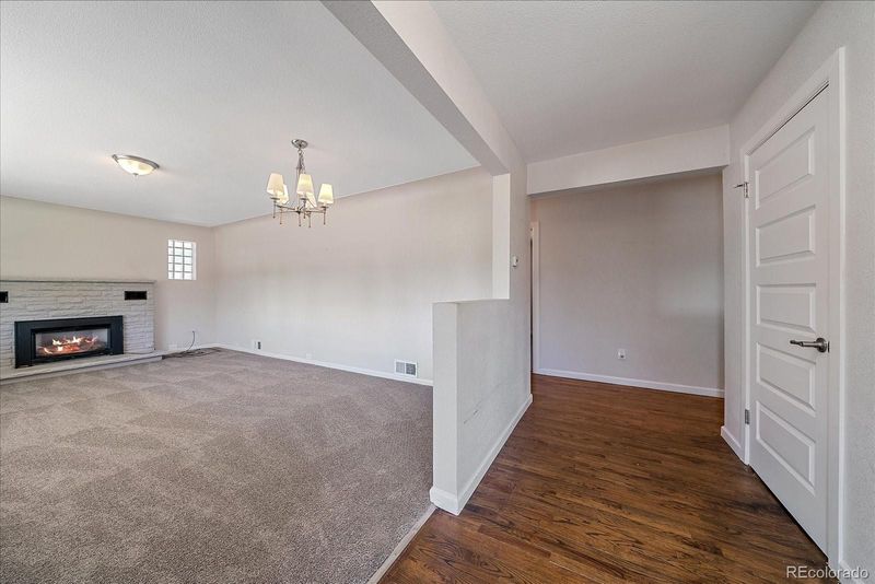9785 W 20th Ave, Lakewood, CO 80215