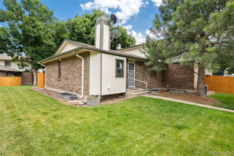 1878 S Ammons St #A, Lakewood, CO 80232