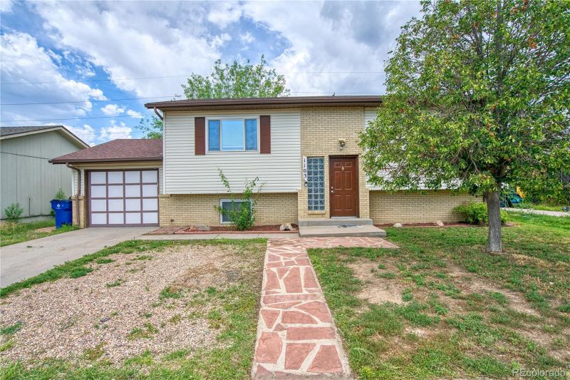 1103 Pacific Ct, Fort Lupton, CO 80621
