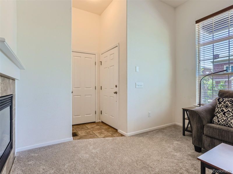 9464 Elmhurst Ln #B, Highlands Ranch, CO 80129