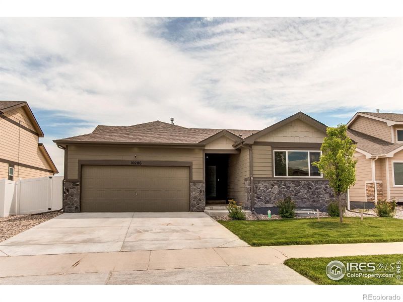 10206 18th St, Greeley, CO 80634