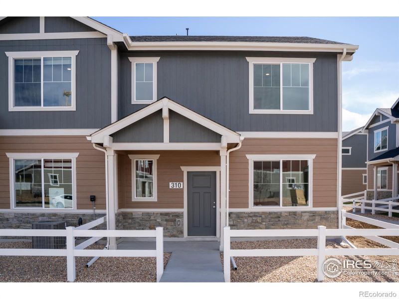 310 Cardinal St, Johnstown, CO 80534