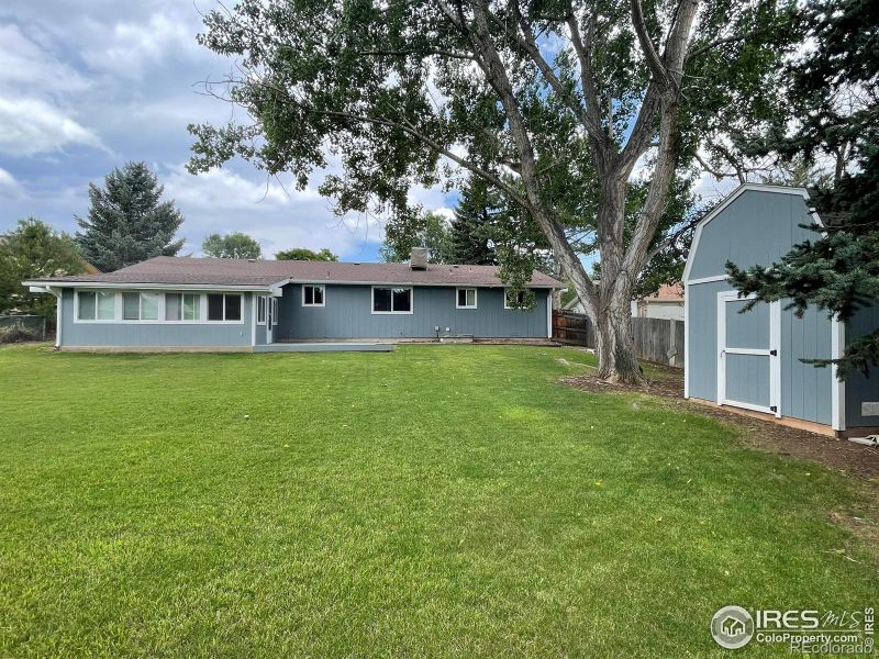 2157 Collyer St, Longmont, CO 80501