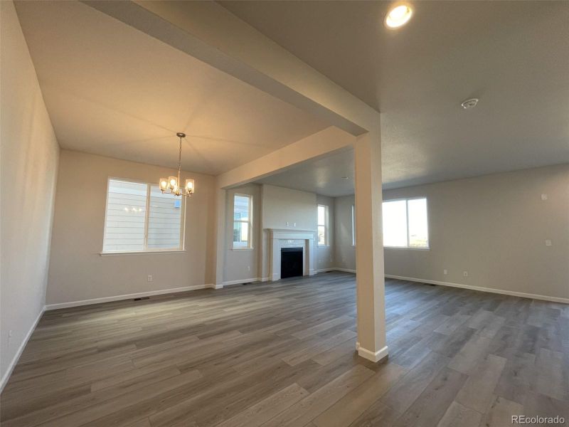 5713 Mammoth Ln, Colorado Springs, CO 80951