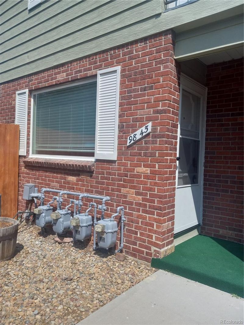 9845 Lane St, Thornton, CO 80260
