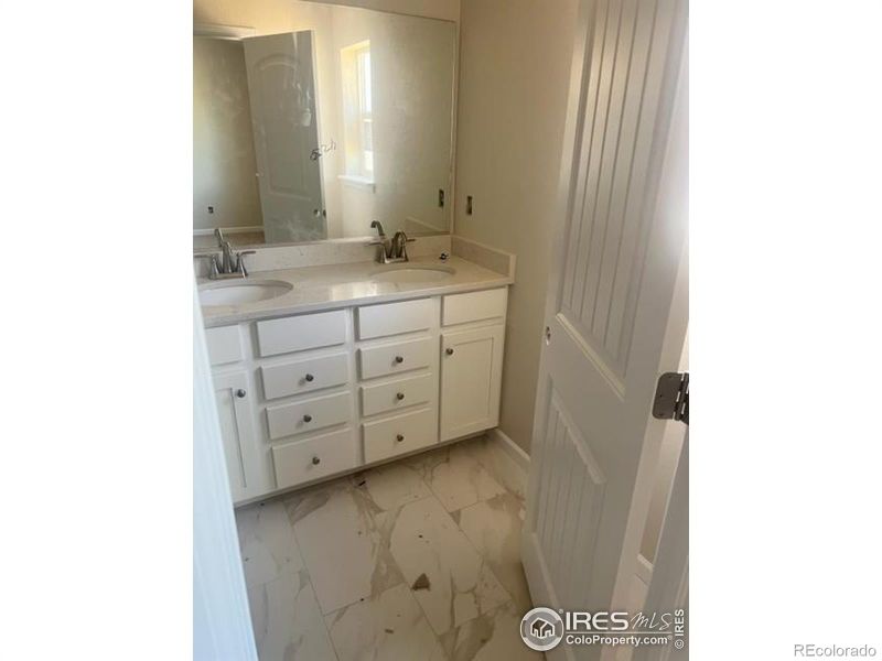 4230 Primrose Ln, Evans, CO 80620