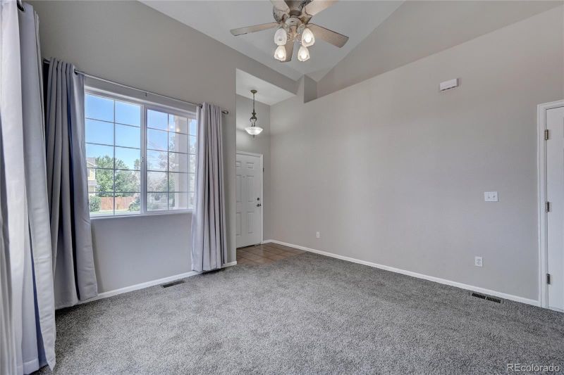 5604 Rose Ridge Ln, Colorado Springs, CO 80917