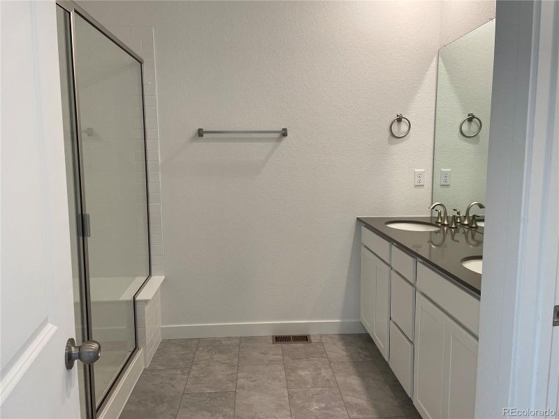 725 Olive St, Broomfield, CO 80023
