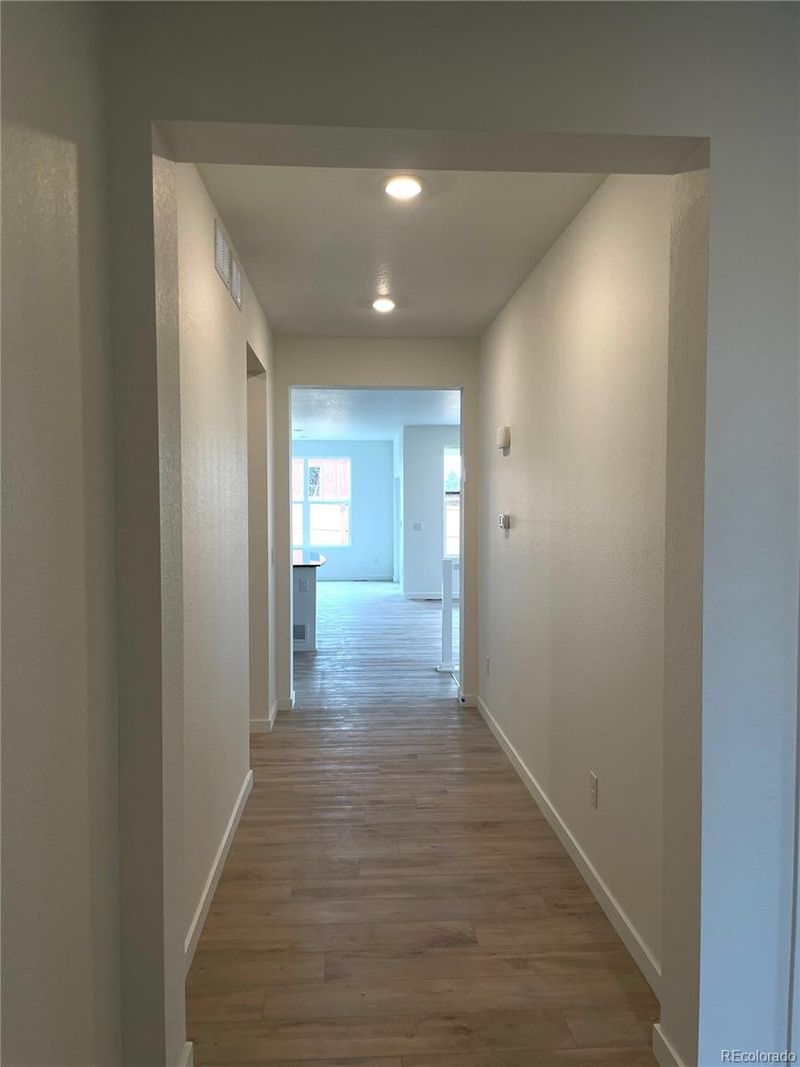 791 S De Gaulle Ct, Aurora, CO 80018