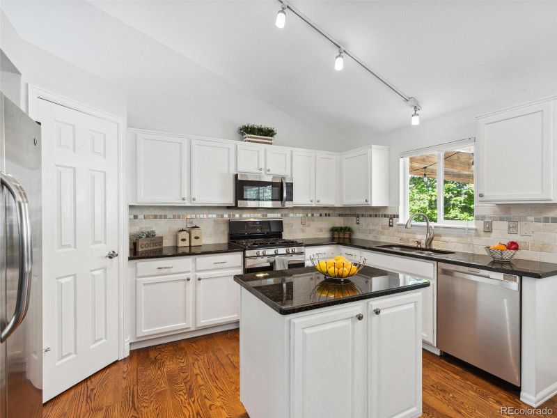 5224 S Parfet Way, Littleton, CO 80127
