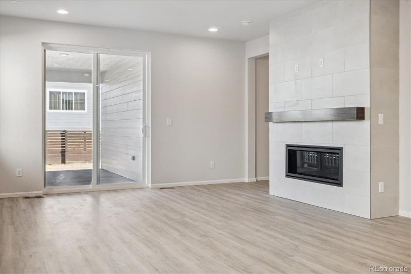 104 S Uriah St, Aurora, CO 80018
