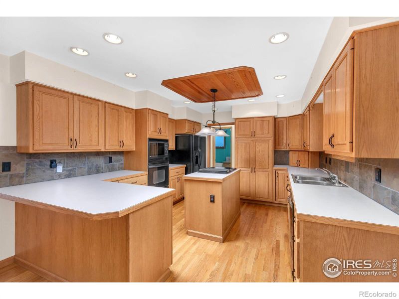 1603 Lincoln Ct, Longmont, CO 80501