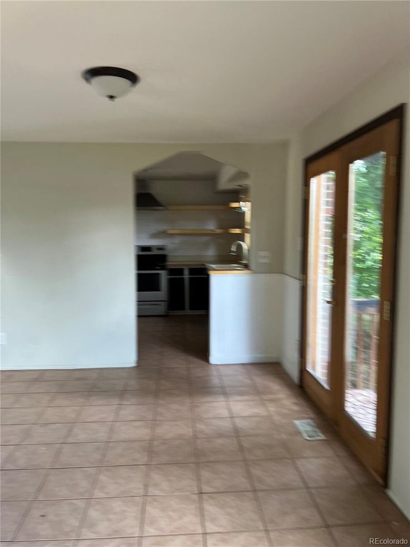 7560 Braun Ct, Arvada, CO 80005