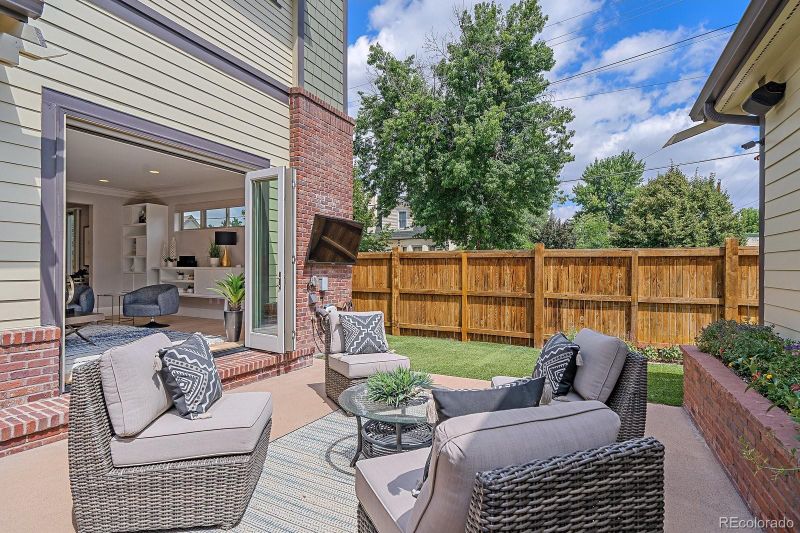 1100 S Clarkson St, Denver, CO 80210