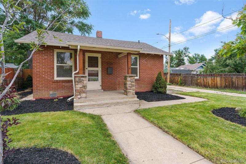2723 W 43rd Ave, Denver, CO 80211
